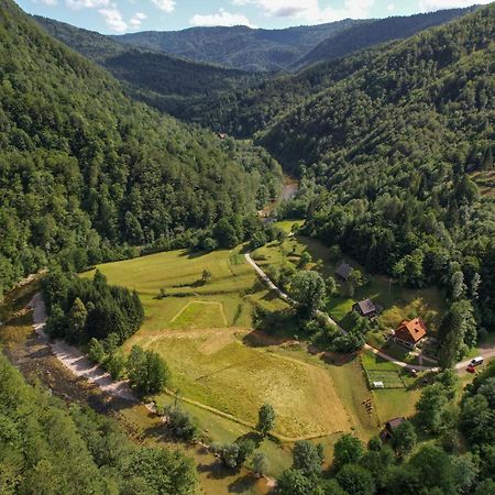 Treehouse Kupari Nacionalni Park Risnjak Cabar ภายนอก รูปภาพ