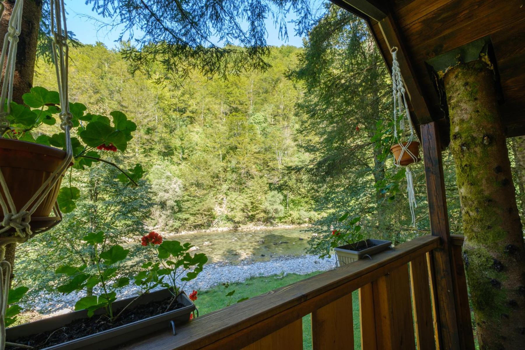 Treehouse Kupari Nacionalni Park Risnjak Cabar ภายนอก รูปภาพ